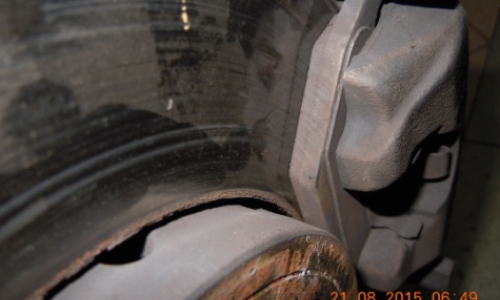 BAD CONTACT OF PLATE ON THE DISC